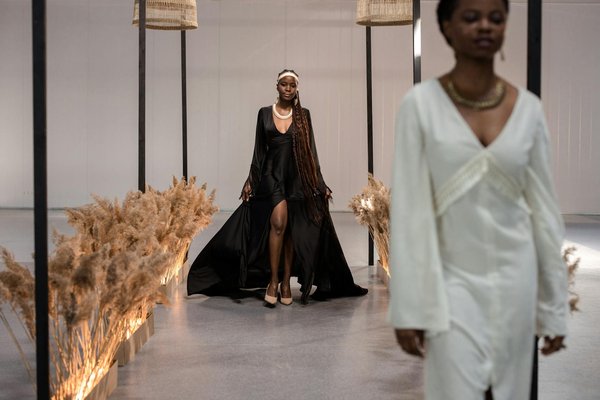 Illuminate your spring style: perfect pastel pairings for a vibrant non-faded look!